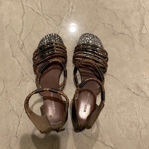 Like-new BCBG metallic gladiator.